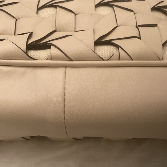 Cole Haan Beige Hobo Bag NEW - Picture 7 of 7